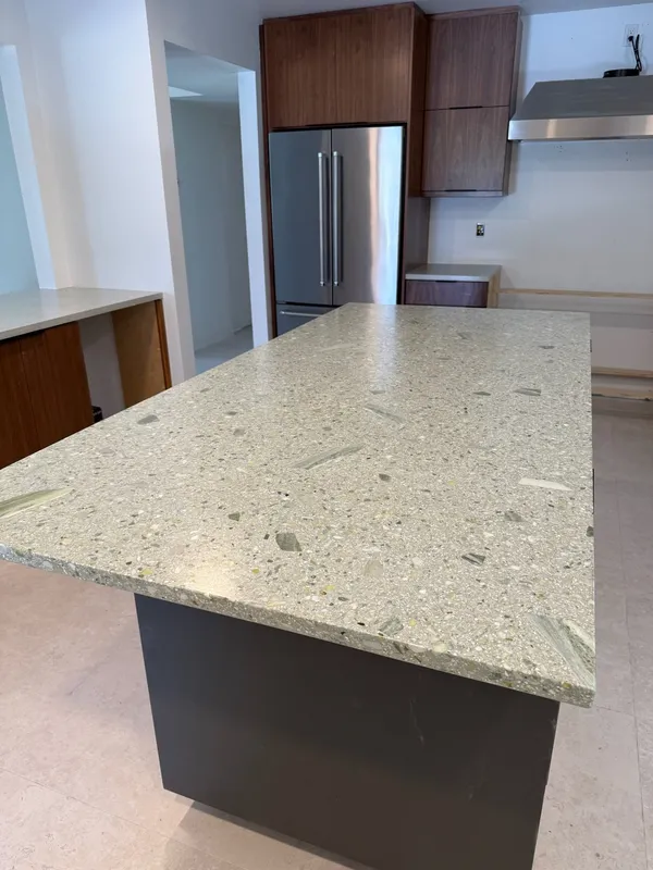 Isla Cocina Terrazzo Vidrio Reciclado